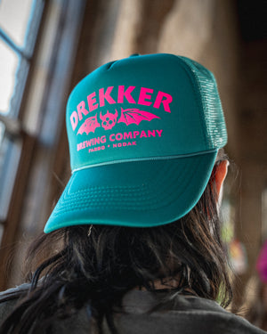 Bat Foamie - Teal/Pink